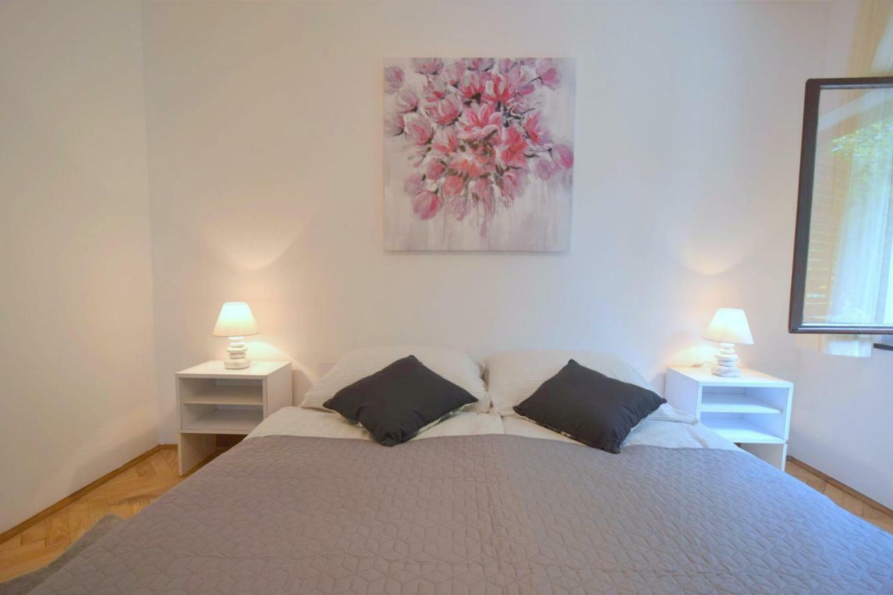 Apartments Jadanec Малинска Экстерьер фото