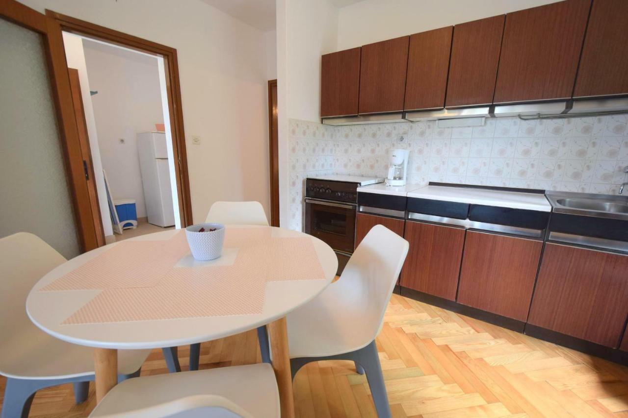 Apartments Jadanec Малинска Экстерьер фото